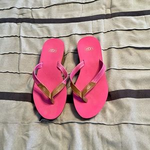 UGG’s sandals size 8.5